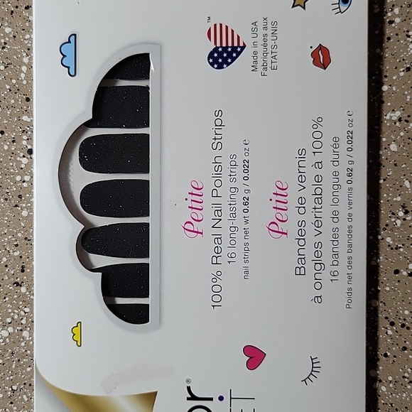 Color Street - Picture 4 of 5